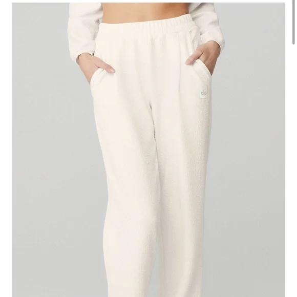 ISO Alo Yoga High-Waist Tailored Sweatpants in Ivory